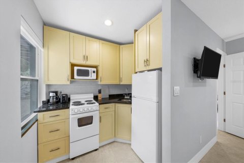 Propiedad comercial en venta en Sarasota, Florida, 263.1 m2 № 2143696 - foto 17