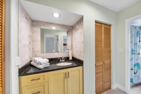 Propiedad comercial en venta en Sarasota, Florida, 263.1 m2 № 2143696 - foto 19