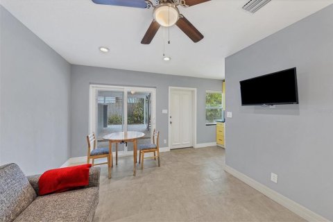 Propiedad comercial en venta en Sarasota, Florida, 263.1 m2 № 2143696 - foto 13