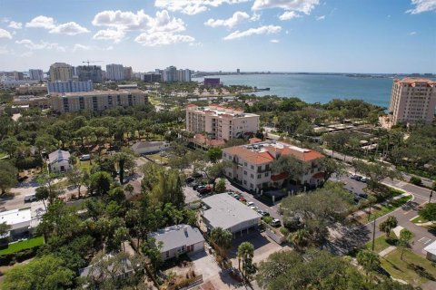 Propiedad comercial en venta en Sarasota, Florida, 263.1 m2 № 2143696 - foto 2