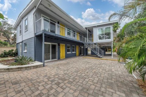 Propiedad comercial en venta en Sarasota, Florida, 263.1 m2 № 2143696 - foto 10