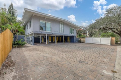 Propiedad comercial en venta en Sarasota, Florida, 263.1 m2 № 2143696 - foto 6