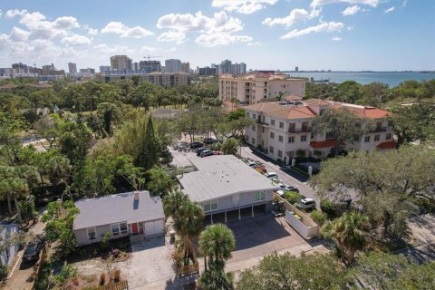 Propiedad comercial en venta en Sarasota, Florida, 263.1 m2 № 2143696 - foto 3