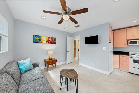 Propiedad comercial en venta en Sarasota, Florida, 263.1 m2 № 2143696 - foto 26