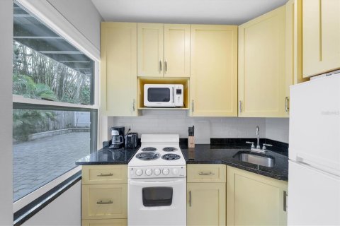 Propiedad comercial en venta en Sarasota, Florida, 263.1 m2 № 2143696 - foto 18