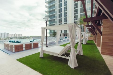 Copropriété à vendre à Sunny Isles Beach, Floride: 2 chambres, 141.58 m2 № 2385411 - photo 21