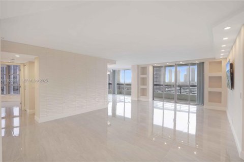 Copropriété à louer à Aventura, Floride: 2 chambres, 136.01 m2 № 1976506 - photo 24