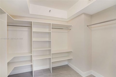 Copropriété à louer à Aventura, Floride: 2 chambres, 136.01 m2 № 1976506 - photo 16