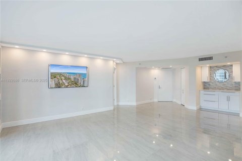 Copropriété à louer à Aventura, Floride: 2 chambres, 136.01 m2 № 1976506 - photo 26