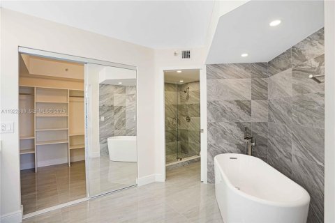 Copropriété à louer à Aventura, Floride: 2 chambres, 136.01 m2 № 1976506 - photo 14