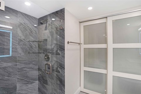 Copropriété à louer à Aventura, Floride: 2 chambres, 136.01 m2 № 1976506 - photo 19