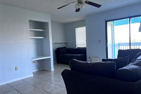 Copropriété à louer à Palm Harbor, Floride: 2 chambres, 83.43 m2 № 2397015 - photo 17