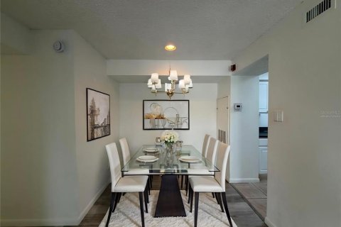 Condominio en venta en Casselberry, Florida, 2 dormitorios, 71.35 m2 № 2210941 - foto 3