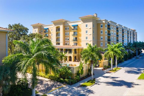 Condominio en venta en Sarasota, Florida, 3 dormitorios, 125.6 m2 № 1449697 - foto 2