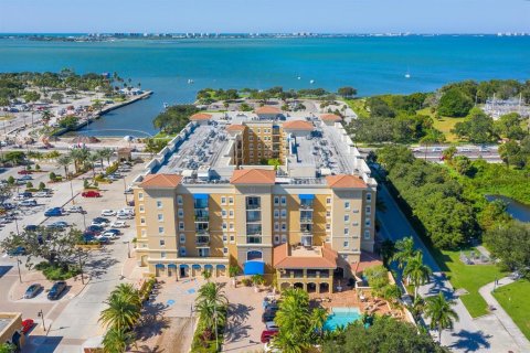 Condominio en venta en Sarasota, Florida, 3 dormitorios, 125.6 m2 № 1449697 - foto 1