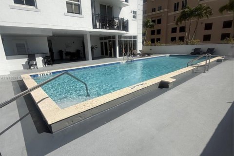 Condo in Coral Gables, Florida, 2 bedrooms  № 1958129 - photo 11