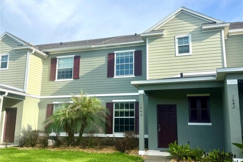 Adosado en Orlando, Florida 3 dormitorios, 143.53 m2 № 2112526
