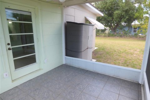 House in Port Charlotte, Florida 2 bedrooms, 59.92 sq.m. № 1802106 - photo 19