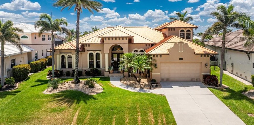 Casa en Punta Gorda, Florida 3 dormitorios, 285.86 m2 № 1673238