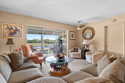 Copropriété à vendre à Lake Worth, Floride: 2 chambres, 130.06 m2 № 2088318 - photo 12