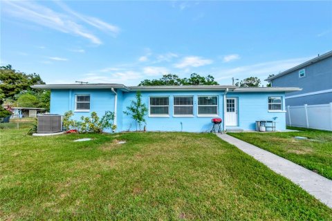 Casa en venta en Tampa, Florida, 3 dormitorios, 152.55 m2 № 1662578 - foto 10