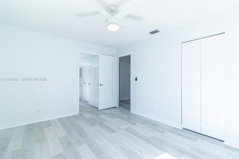 House in Boca Raton, Florida 3 bedrooms, 174.75 sq.m. № 2003382 - photo 29