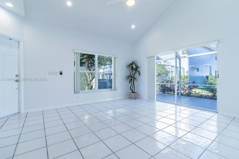 House in Boca Raton, Florida 3 bedrooms, 174.75 sq.m. № 2003382 - photo 6