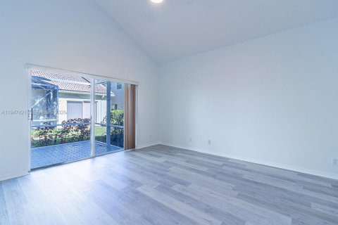 House in Boca Raton, Florida 3 bedrooms, 174.75 sq.m. № 2003382 - photo 18