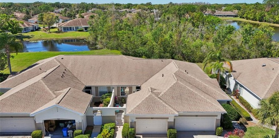 Condo in Sun City Center, Florida, 2 bedrooms  № 1583956