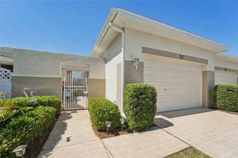 Condo in Sun City Center, Florida, 2 bedrooms  № 1583956 - photo 2