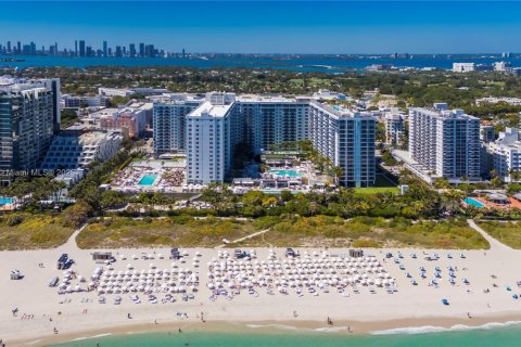 Condominio en venta en Miami Beach, Florida, 1 dormitorio, 83.61 m2 № 1693606 - foto 2