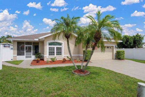 Casa en venta en Bradenton, Florida, 3 dormitorios, 145.11 m2 № 2383676 - foto 2