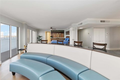 Condo in Daytona Beach, Florida, 3 bedrooms  № 1853465 - photo 11