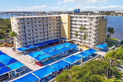 Condo in Daytona Beach, Florida, 3 bedrooms  № 1853465 - photo 2