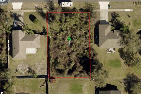 Terreno en venta en Deltona, Florida № 1579036 - foto 1