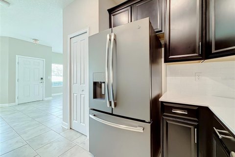 Touwnhouse à vendre à Davenport, Floride: 2 chambres, 139.82 m2 № 2399408 - photo 14