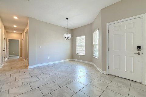 Touwnhouse à vendre à Davenport, Floride: 2 chambres, 139.82 m2 № 2399408 - photo 8