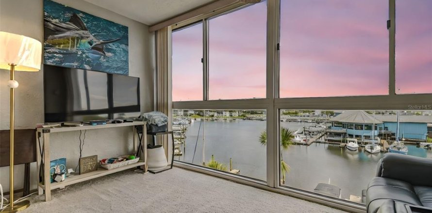 Condo à New Port Richey, Floride, 3 chambres № 1908791