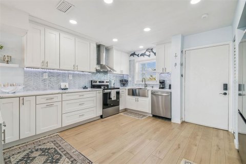 Copropriété à vendre à New Port Richey, Floride: 3 chambres, 133.5 m2 № 1908791 - photo 8