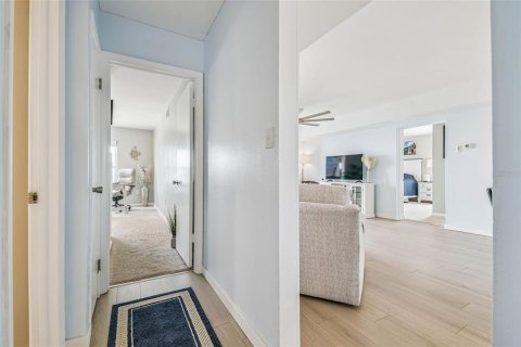Copropriété à vendre à New Port Richey, Floride: 3 chambres, 133.5 m2 № 1908791 - photo 21