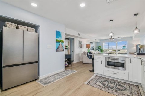 Copropriété à vendre à New Port Richey, Floride: 3 chambres, 133.5 m2 № 1908791 - photo 5