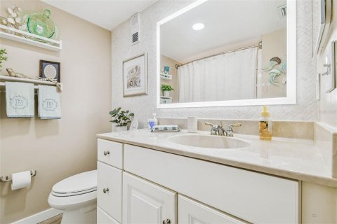 Copropriété à vendre à New Port Richey, Floride: 3 chambres, 133.5 m2 № 1908791 - photo 25