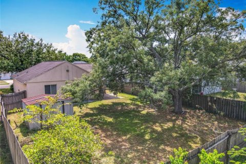 House in Orlando, Florida 2 bedrooms, 89.37 sq.m. № 1655017 - photo 25