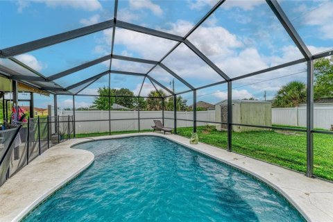 Villa ou maison à vendre à North Port, Floride: 3 chambres, 153.85 m2 № 2211389 - photo 16