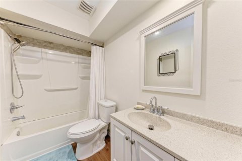 Villa ou maison à vendre à North Port, Floride: 3 chambres, 153.85 m2 № 2211389 - photo 12