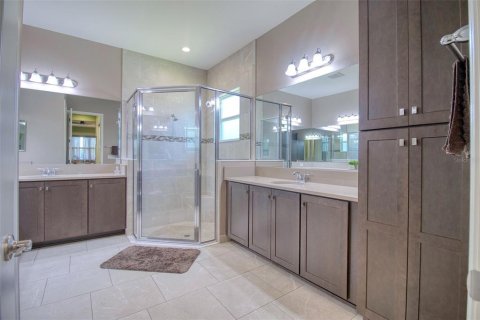 House in Wimauma, Florida 3 bedrooms, 209.22 sq.m. № 1888681 - photo 30