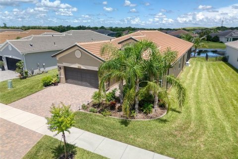 House in Wimauma, Florida 3 bedrooms, 209.22 sq.m. № 1888681 - photo 2