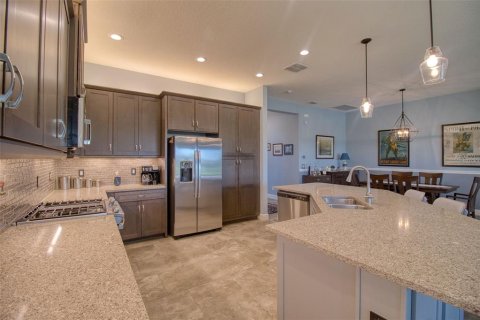 House in Wimauma, Florida 3 bedrooms, 209.22 sq.m. № 1888681 - photo 14