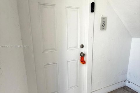 Appartement à louer à Miami Beach, Floride: 55.74 m2 № 1737786 - photo 2