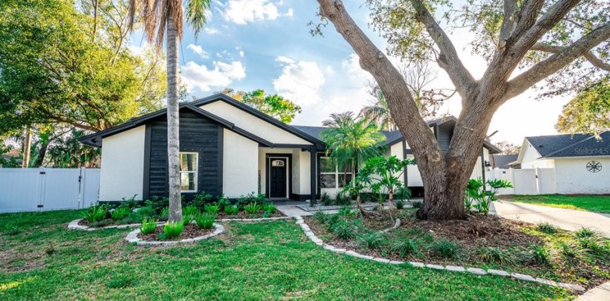 Villa ou maison à Riverview, Floride 5 chambres, 197.88 m2 № 1582448